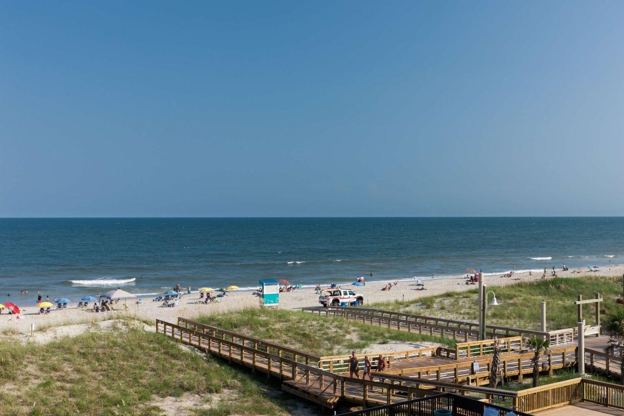 Hampton Inn & Suites By Hilton Carolina Beach Oceanfront Exterior foto